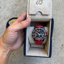 Load image into Gallery viewer, Pre Owned Breitling Endurance Pro Watch w(R)AFFLE