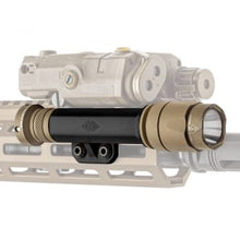 Load image into Gallery viewer, TORCH - 6V/2X CR123 - M-LOK Light Body