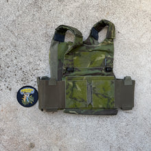 Load image into Gallery viewer, Spiritus Systems Multicam Tropic Medium Covert Plate Carrier Setup
