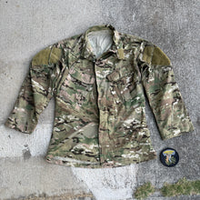 Load image into Gallery viewer, Crye Precision Multicam Medium Long AC Field Shirt
