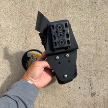 Load image into Gallery viewer, Safariland Black 7390-83 for a 17/22

