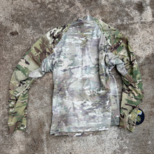 Load image into Gallery viewer, Faded Patagonia Lost Arrow Solutions Multicam Large Regular 3 Season Combat Shirt
