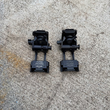 Load image into Gallery viewer, Wilcox Black L4 G24 Mount
