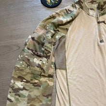 Load image into Gallery viewer, Crye Precision Multicam Medium Prototype G4 Combat Shirt
