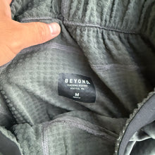 Load image into Gallery viewer, Beyond Clothing Medium L1 Base Layer Pants
