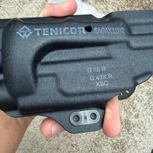 Load image into Gallery viewer, Tenicor SAGAX LUX2 AIWB RH Holster for a 48 R/43X R w/ XSC Light
