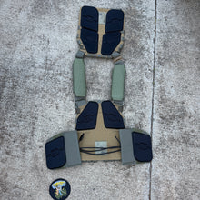 Load image into Gallery viewer, Shaw Concepts Ranger Green S/M ARC Carrier V2 - Base w/ Axl Advanced Micro Harness
