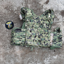 Load image into Gallery viewer, Eagle Industries AOR 2 Large MMAC Plate Carrier
