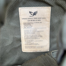 Load image into Gallery viewer, Eagle Industries Ranger Green Medium Urban Assault Vest (UAV)
