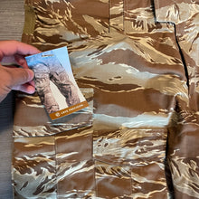 Load image into Gallery viewer, New Crye Precision Desert Tiger Stripe 36R G3 Combat Pants
