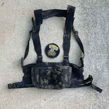 Load image into Gallery viewer, Ferro Concepts Multicam Black Chest Rig Setup
