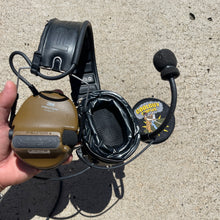 Load image into Gallery viewer, Preowned Peltor Tan Comtac V Single Comm Headset + Gel Pads
