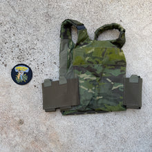 Load image into Gallery viewer, Spiritus Systems Multicam Tropic Medium Covert Plate Carrier Setup
