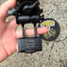 Load image into Gallery viewer, Wilcox G24 w(R)AFFLE #2
