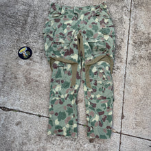 Load image into Gallery viewer, Crye Precision Jungle Frogskin 34 Reg G3 Combat Pants
