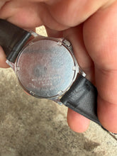 Load image into Gallery viewer, Vintage Late 1970s-early 1980s Quartz S2 100 Roman Numerals Day Date 6923-7010 Dress Watch
