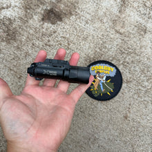 Load image into Gallery viewer, Surefire X300U-A w(R)AFFLE READ THE DESCRIPTION BEFORE PURCHASING
