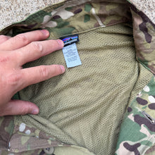 Load image into Gallery viewer, Patagonia Multicam Large Reg SOF Variant Jungle Field Shirt
