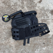 Load image into Gallery viewer, London Bridge Trading Black Large 6094G3 V2 Plate Carrier
