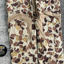 Load image into Gallery viewer, Crye Precision Frogskin Beach 36 Short G3 Combat Pants
