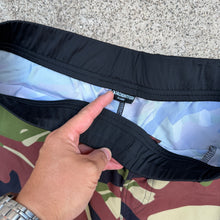 Load image into Gallery viewer, Tachuntfish XL Athletic Shorts
