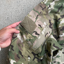 Load image into Gallery viewer, Wild Things Tactical Multicam XL Hard Shell Jacket
