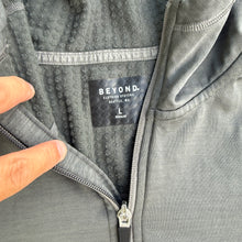Load image into Gallery viewer, Beyond Clothing Grey Large Quarter Zip Hoodie
