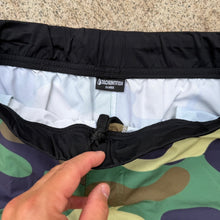 Load image into Gallery viewer, Tachuntfish XL Athletic Shorts
