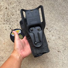 Load image into Gallery viewer, Safariland RDS Holster for a 34 w/ Light
