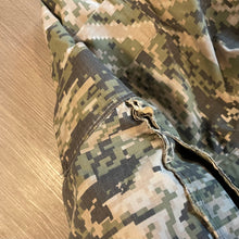 Load image into Gallery viewer, Damaged South Korean ROK Marines Wavepat Field Pants
