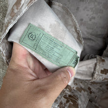 Load image into Gallery viewer, Crye Precision AOR 1 32 Long NC Combat Pants
