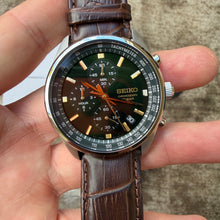 Load image into Gallery viewer, Seiko SSB385P1 Quartz Chronograph Green Dial Watch
