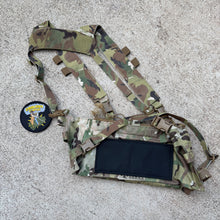 Load image into Gallery viewer, Surus Operations Multicam Macro Expander Chest Rig Setup
