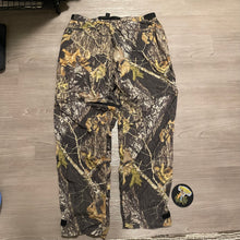 Load image into Gallery viewer, Red Head Mossy Oak 2XL Break Up Convertible Pants/Shorts w/ adjustable Belt
