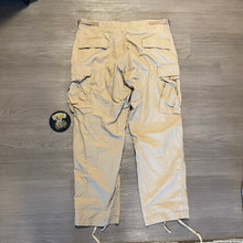 Load image into Gallery viewer, Old Gen Propper Tan Large Short BDU Pants
